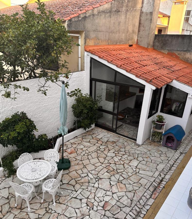 Nina'S Stay Hostel Charneca  Bagian luar foto