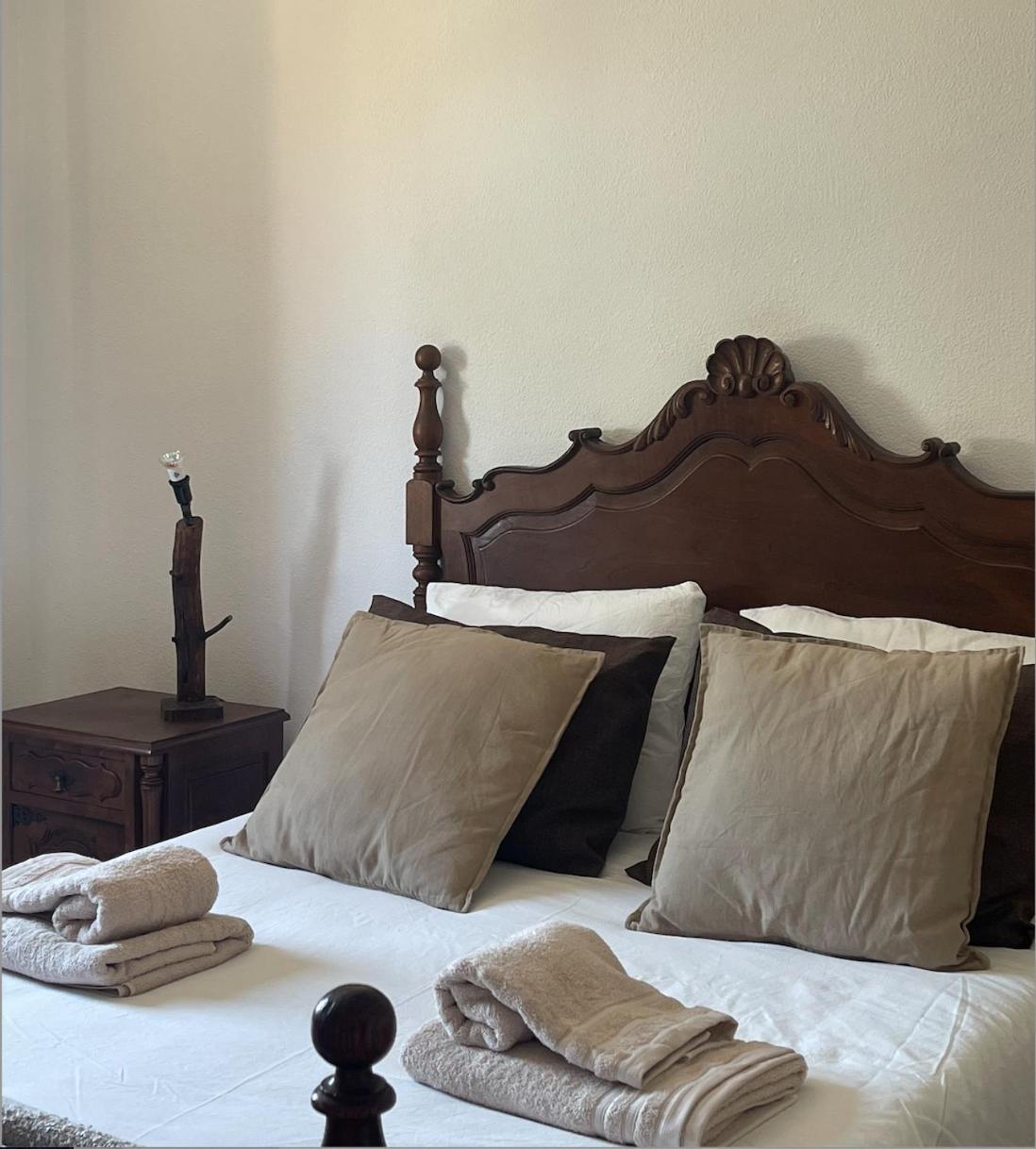 Nina'S Stay Hostel Charneca  Bagian luar foto
